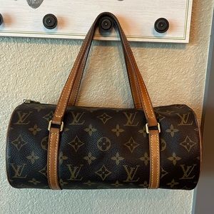 AUTHENTIC Louis Vuitton Papillon Handbag